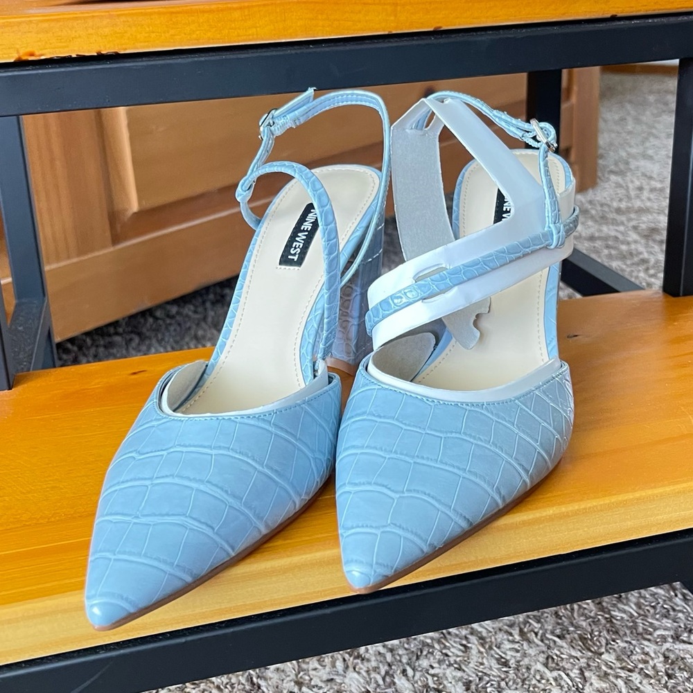 Nine West blue heels